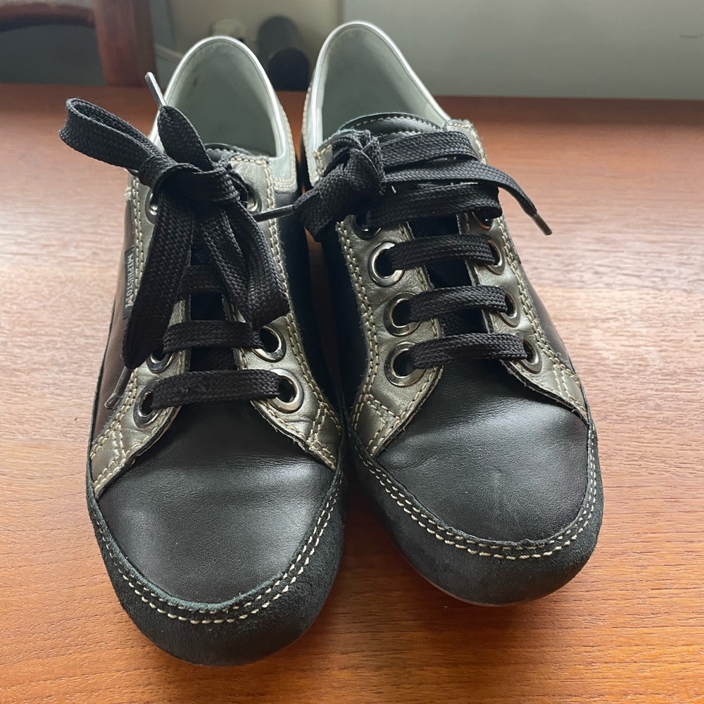 Mephisto Bretta Black and Silver Sz 7.5 - Picture 8 of 10